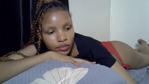petite_melinda online show from 18, 7, 2026