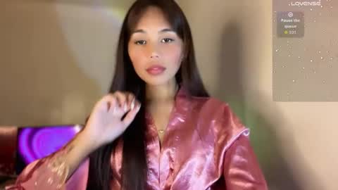 Snapshot of petitegirlx69 chatting on 26, 5, 2026 miss lisa online show from 26, 5, 2026