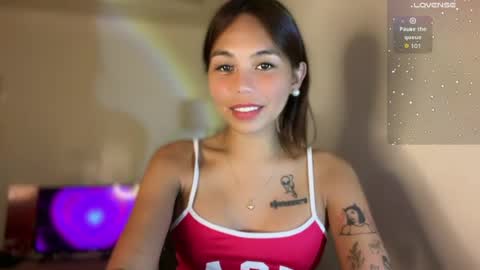 Snapshot of petitegirlx69 chatting on 22, 6, 2026 miss lisa online show from 22, 6, 2026