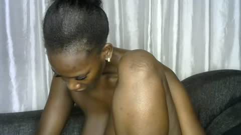 pettite_cora1 online show from 17, 6, 2026
