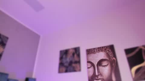 peytonn_monroe online show from 19, 6, 2026