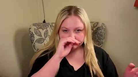 PhatAssBlond online show from 14, 6, 2026