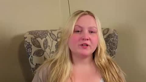 PhatAssBlond online show from 19, 6, 2026