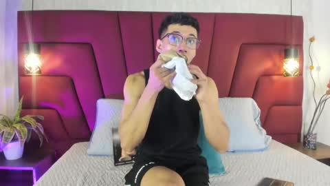 Milo online show from 21, 5, 2026