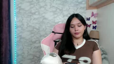 Ms Pia online show from 11, 6, 2026