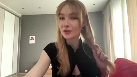 Kristie online show from 25, 6, 2026