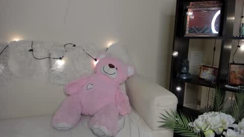 Snapshot of piksipi chatting on 16, 6, 2026 Pixsy online show from 16, 6, 2026