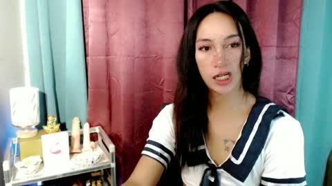 lucyLove online show from 22, 6, 2026