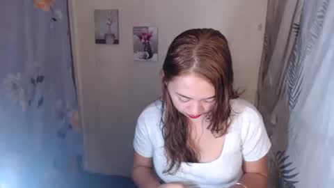 Snapshot of pinay_singlemomxs chatting on 14, 12, 2025 pinay_singlemomxs online show from 14, 12, 2025