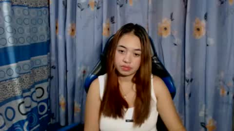 Snapshot of pinay_singlemomxs chatting on 6, 4, 2026 pinay_singlemomxs online show from 6, 4, 2026