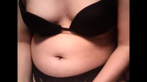 Snapshot of pinayhairyflower chatting on 9, 6, 2026 Nica online show from 9, 6, 2026