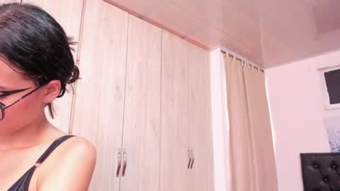 pinky_f00x online show from 23, 6, 2026