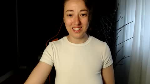 Snapshot of piscesgirl06 chatting on 28, 5, 2026 piscesgirl06 online show from 28, 5, 2026