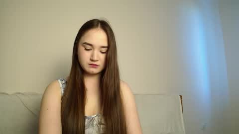 Snapshot of pixie____ chatting on 9, 5, 2026 Lily online show from 9, 5, 2026