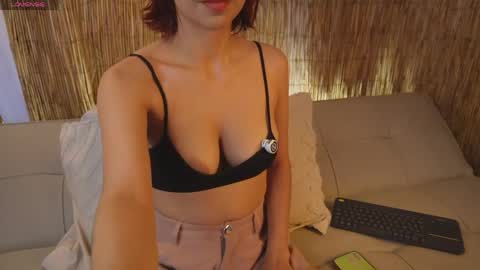 Snapshot of pretty_goddess chatting on 17, 5, 2026 pretty_goddess online show from 17, 5, 2026