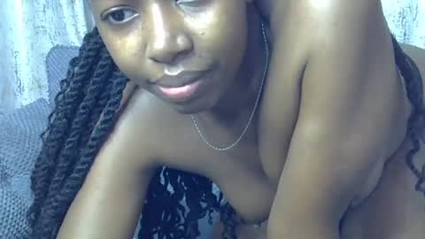 pretty_petite24 online show from 20, 6, 2026
