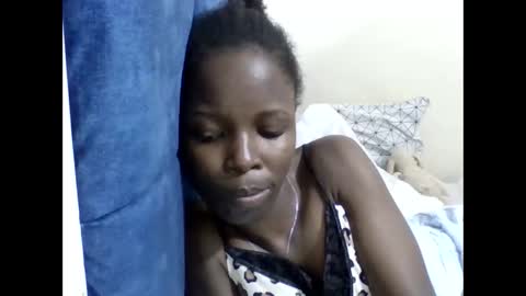 pretty_petite_ebony online show from 27, 5, 2026