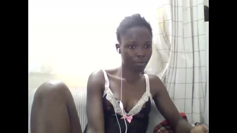 pretty_petite_ebony online show from 7, 6, 2026