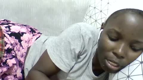 pretty_petite_ebony online show from 12, 6, 2026