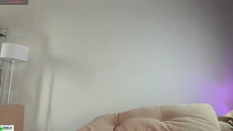 Snapshot of pretty_sharon chatting on 21, 7, 2026 Sharon online show from 21, 7, 2026