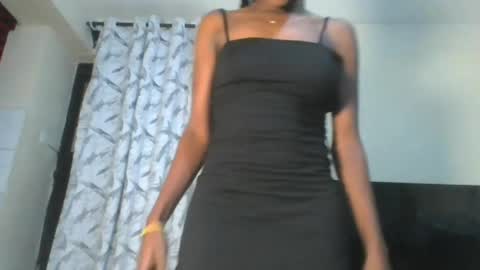 prettypussy_24 online show from 25, 6, 2026