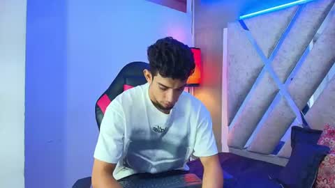 prince_arthur77 online show from 16, 6, 2026