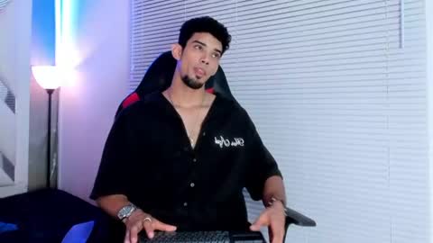 Snapshot of prince_arthur77 chatting on 23, 6, 2026 prince_arthur77 online show from 23, 6, 2026