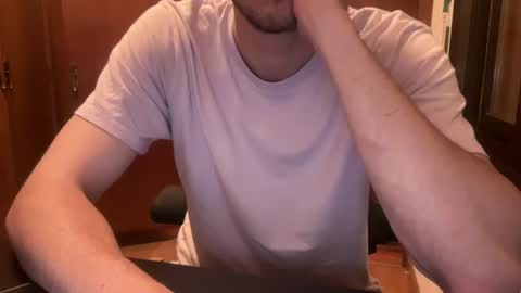protonsaurio online show from 13, 6, 2026