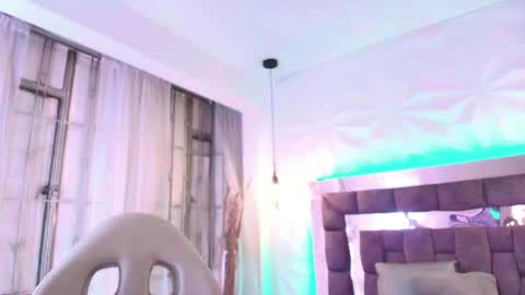   online show from 19, 6, 2026