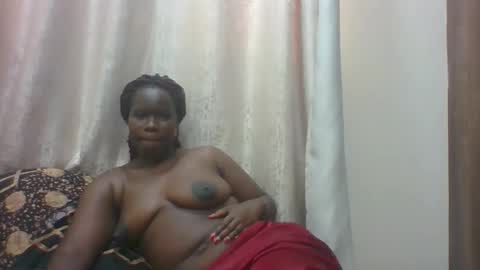 Snapshot of queenvivy chatting on 5, 6, 2026 VIVIAN online show from 5, 6, 2026