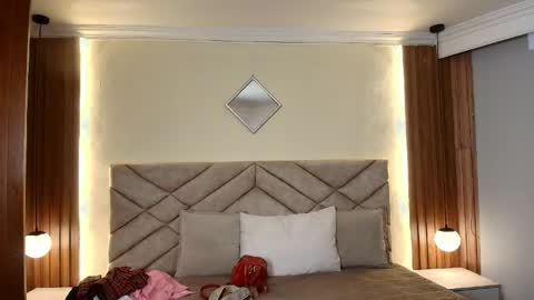 Snapshot of raqueljones_ chatting on 21, 5, 2026 Raquel online show from 21, 5, 2026