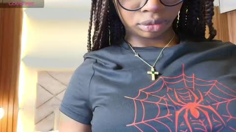 Snapshot of raqueljones_ chatting on 28, 5, 2026 Raquel online show from 28, 5, 2026