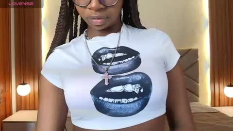 Snapshot of raqueljones_ chatting on 15, 6, 2026 Raquel online show from 15, 6, 2026