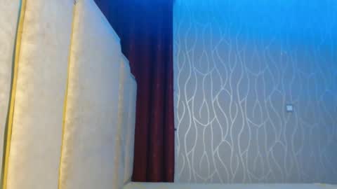 Snapshot of raven_luxe chatting on 9, 5, 2026 Raven online show from 9, 5, 2026