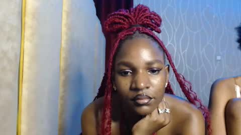 Snapshot of raven_luxe chatting on 19, 5, 2026 Raven online show from 19, 5, 2026
