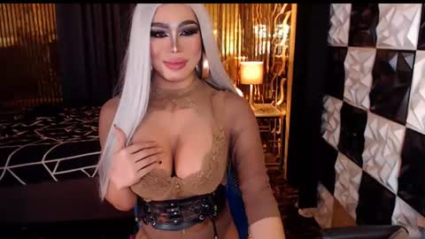 ravenmystiquex online show from 22, 6, 2026