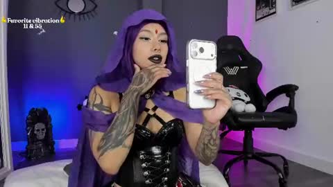 Snapshot of ravenwitch_ chatting on 20, 6, 2026 Raven Witch online show from 20, 6, 2026