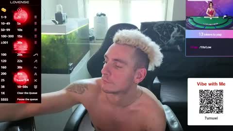 Snapshot of rayzel_white chatting on 22, 5, 2026 Rayzel White online show from 22, 5, 2026