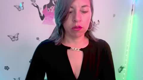 Rebbeca online show from 5, 6, 2026