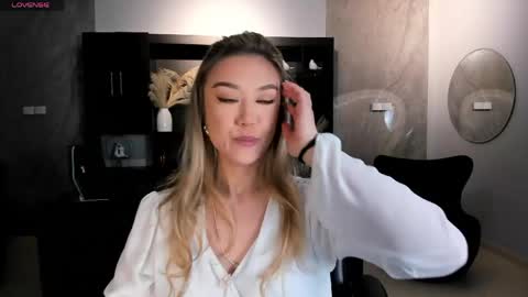 Snapshot of rebeccahudson_ chatting on 7, 6, 2026 Rebe online show from 7, 6, 2026