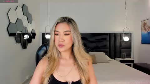 Snapshot of rebeccahudson_ chatting on 15, 6, 2026 Rebe online show from 15, 6, 2026
