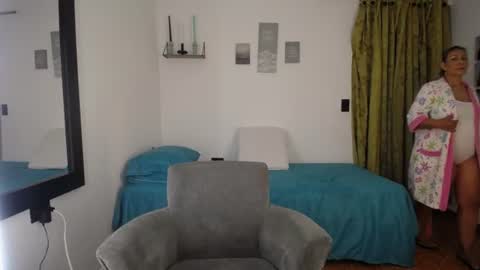 Snapshot of renata_salinas_1 chatting on 12, 6, 2026 Renata Salinas online show from 12, 6, 2026