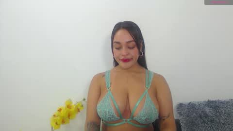 renatabrownn28 online show from 11, 6, 2026