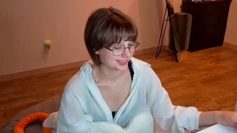 Snapshot of richardlundsten chatting on 19, 6, 2026 Luna online show from 19, 6, 2026