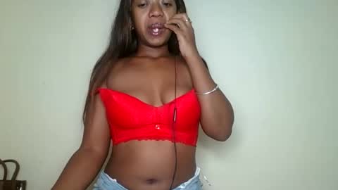 rochellinah online show from 4, 6, 2026