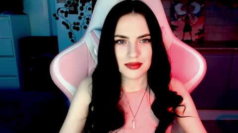 Sophie  online show from 4, 12, 2024