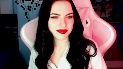 Sophie  online show from 12, 12, 2024