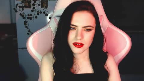 Sophie  online show from 22, 12, 2024