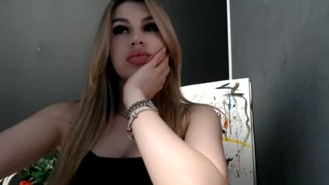 Snapshot of rosaline_ly chatting on 20, 6, 2026 Rosalina online show from 20, 6, 2026