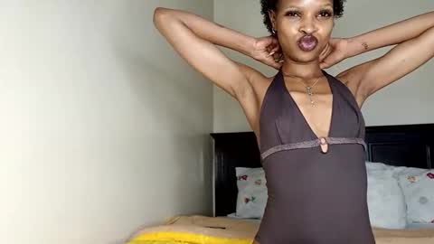 roundbootie online show from 6, 6, 2026